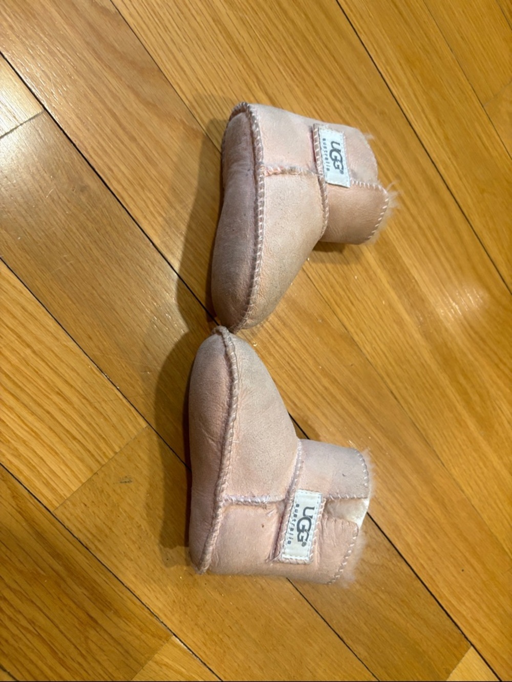 UGG Pink Infant Sheepskin Booties - Picture 1 of 4